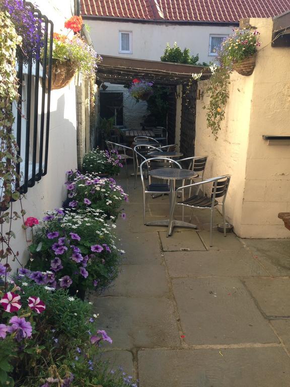The Royal George Staithes Bed & Breakfast エクステリア 写真